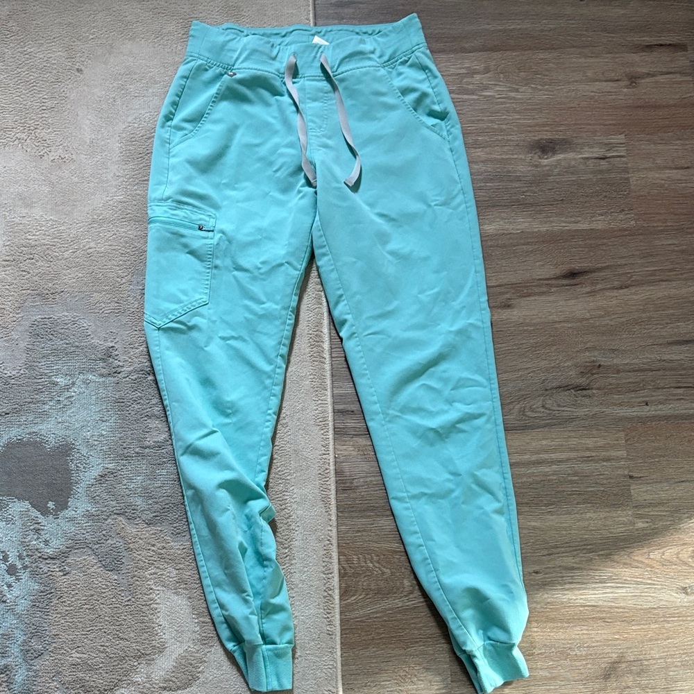 Figs Zamora joggers size small tall